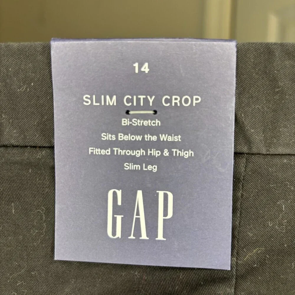 GAP NEW Slim City Crop Womens 14 Black Cotton Spandex Flat Front Casual